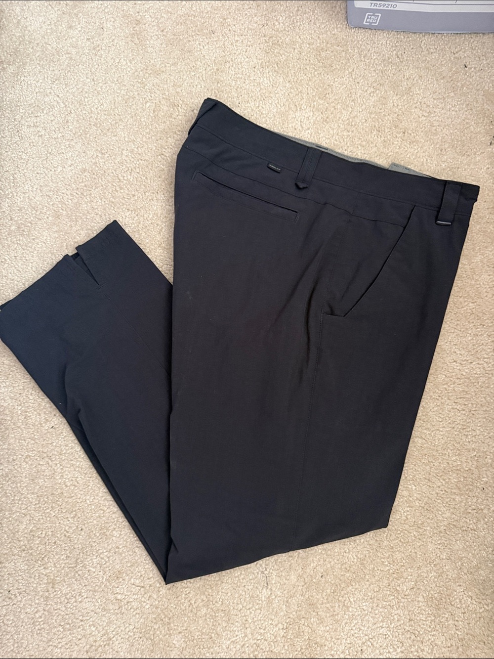 Oakley Men's Black Golf Pants - 36x30